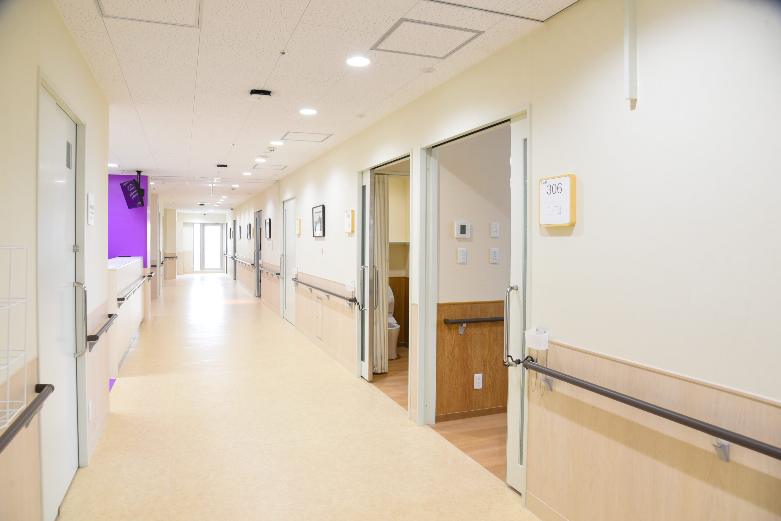 状態により外出はできますが、主治医の承認が必要となりますので、必ず外出届をご記入ください。